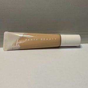 Fenty Beauty by Rihanna Pro Filt’r Color 210